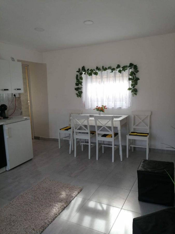 Appartement Horvath Apartman à Keszthely Extérieur photo